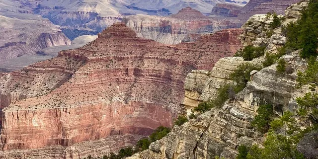 Sedona Grand Canyon Private Tour with Lunch - Image 4