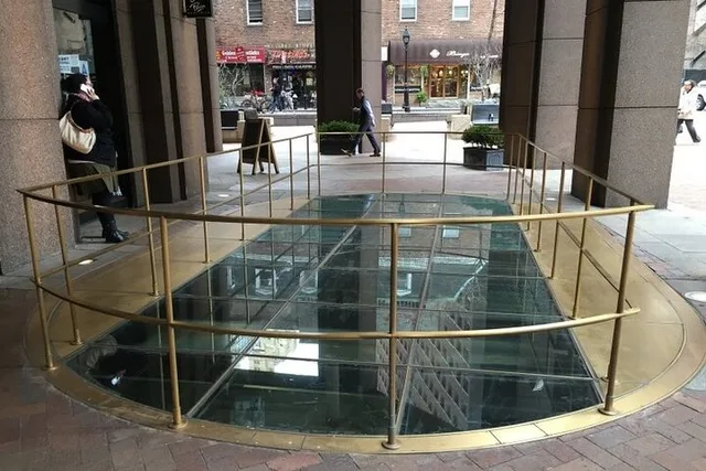 Manhattan Scavenger Hunt - Image 2