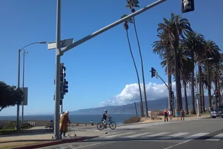 Santa Monica Coastal Tour of Venice Beach and Malibu