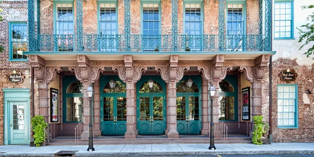 Charleston Historical Walking Tour with a History Professor 3 hr - Image 2