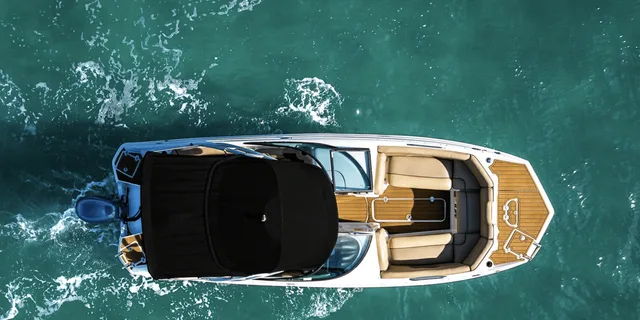 Miami Beach Private Boat Tour - Image 1