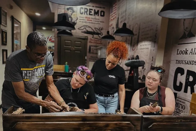 Miami Cigar Rolling Experience - Image 3