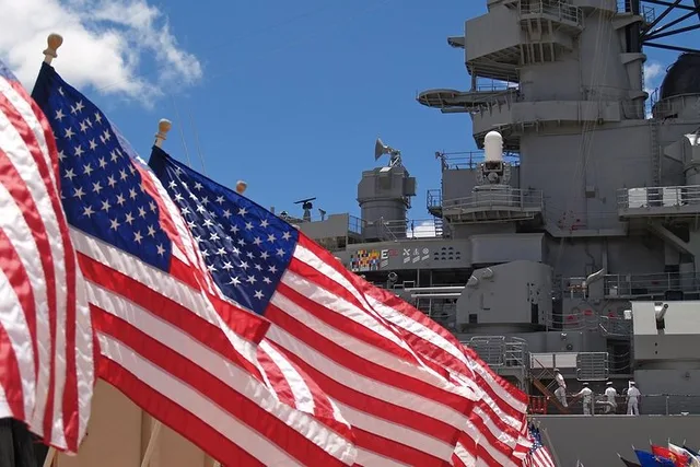 Honolulu Pearl Harbor and Battleship Missouri Tour - Image 1