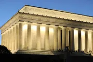 Washington DC Monuments Night Bike Tour thumbnail 1