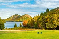 Acadia Private Tour: Cadillac Mountain & Thunder Hole thumbnail 3
