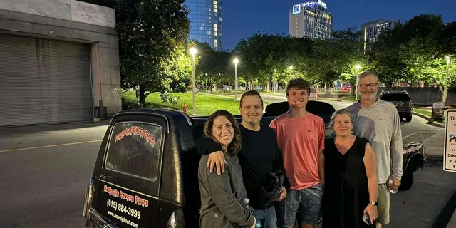 Nashville Haunted Hearse Ghost Tour - Image 4