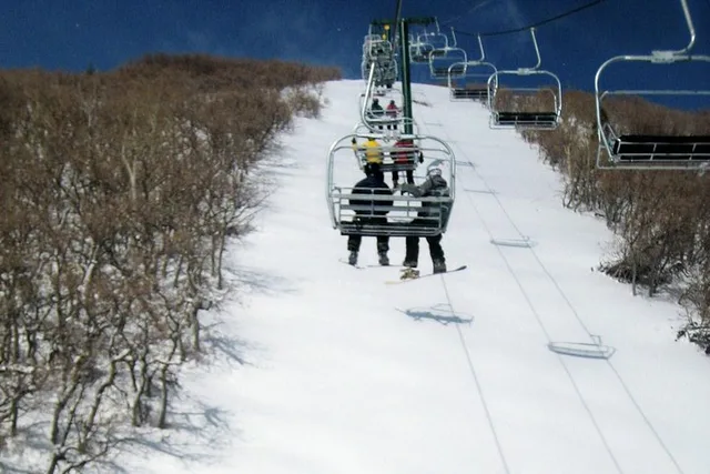 Park City Junior Snowboard Rental 2-Day - Image 1