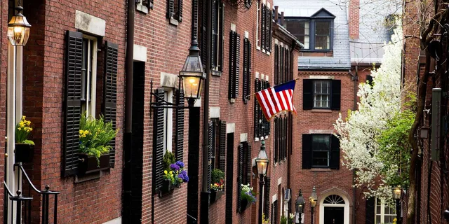 Boston Haunted Streets Walking Tour 1.5 hr - Image 5