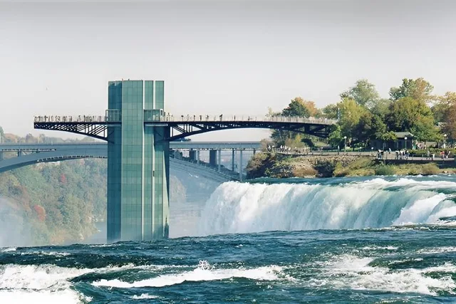 Niagara Falls Combo Tour with Lunch - Image 3