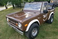 Nashville City Tour in a Classic Bronco thumbnail 2