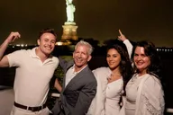 New York City Manhattan Dining Cruise thumbnail 1