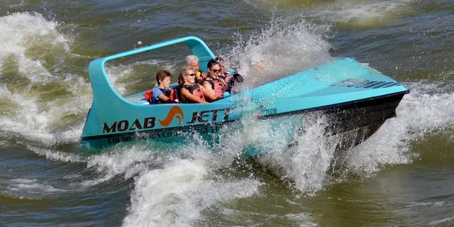Moab Jet Boat Adventure Tour 2 hr - Image 3