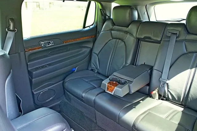 Chicago Midway Airport Private Sedan Transfer - Image 6