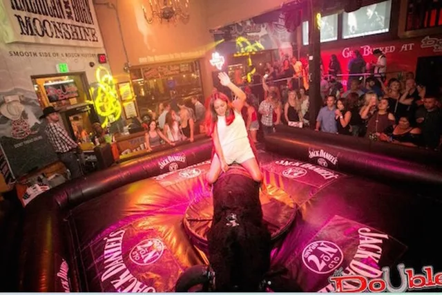 San Diego Gaslamp Bar Crawl - Image 6