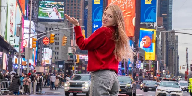 New York City Times Square Billboard Experience - Image 1