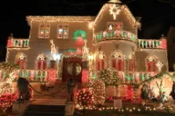 New York Dyker Heights Christmas Lights Tour 5 hr thumbnail 1