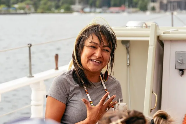 Traverse City Sailing Experience with Anishinaabe Guide - Image 6