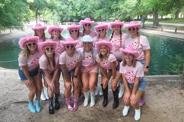 Fort Worth Stockyards Pedal Tour 2 hr - Image 3