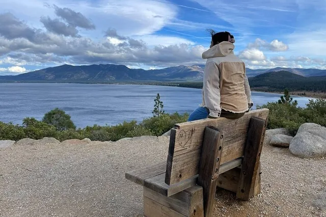 Lake Tahoe Hike with a Local Guide 90 min - Image 5