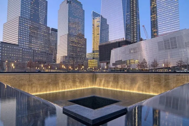 New York 9/11 Museum and Manhattan Walking Tour - Image 6