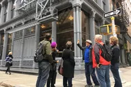 New York City Architecture Tour by Foot and Subway thumbnail 1