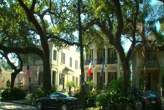 New Orleans City and Cemetery Bus Tour 2 hr - Image 4