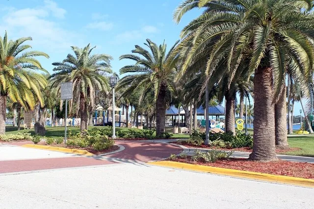 Daytona Beach Scavenger Hunt Adventure - Image 1
