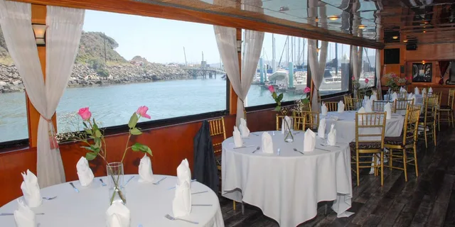 San Francisco Empress Yacht New Year's Eve Party Cruise - Image 3