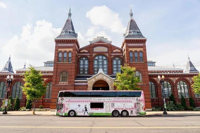 Washington DC High Tea Bus Tour - Image 5