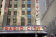 New York City Guided Bus and Ferry Tour thumbnail 2