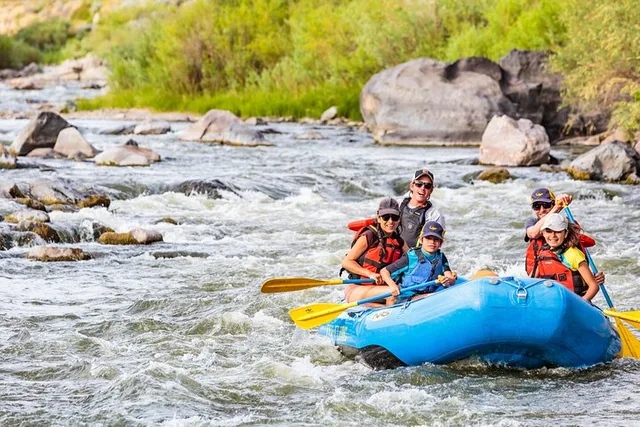 Pilar Whitewater Rafting Adventure 3 hr - Image 6