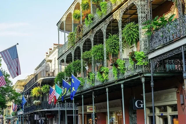 New Orleans French Quarter Tour with Breakfast - Image 6
