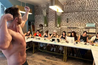 Charleston Figure Drawing Experience with Champagne