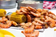 New Orleans Shrimp Boil Experience in French Quarter thumbnail 2