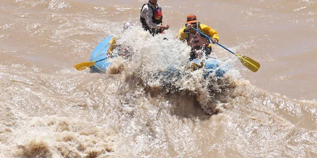 Moab Whitewater Rafting on the Colorado River - Image 3