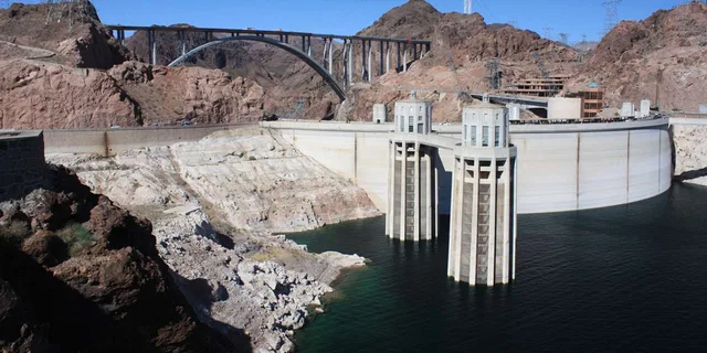Las Vegas Hoover Dam Express Tour - Image 1