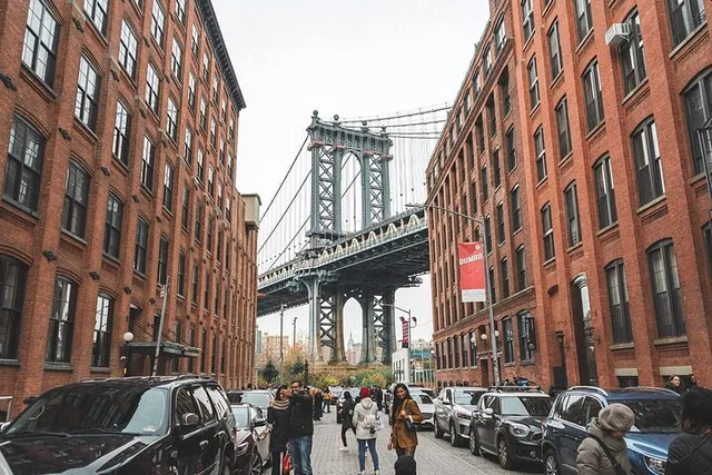 Brooklyn Walking Tour of Heights, Dumbo, and Bridge - Image 1