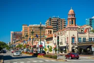 Kansas City Private Walking Tour: Plazas to Parks thumbnail 3