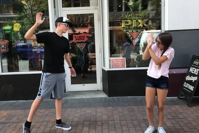 Los Angeles Scavenger Hunt Experience - Image 6