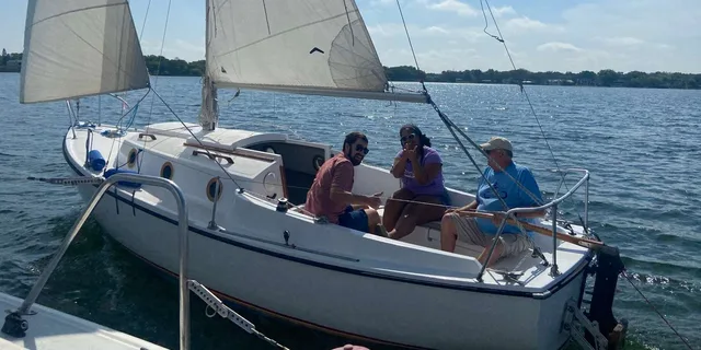 Orlando Sailing Tour with Instructor 2 hr - Image 2