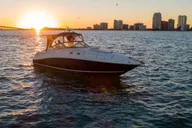 Miami Private Yacht Cruise 2 hr thumbnail 4