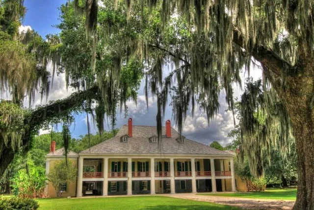 New Orleans City and Destrehan Plantation Tour - Image 1