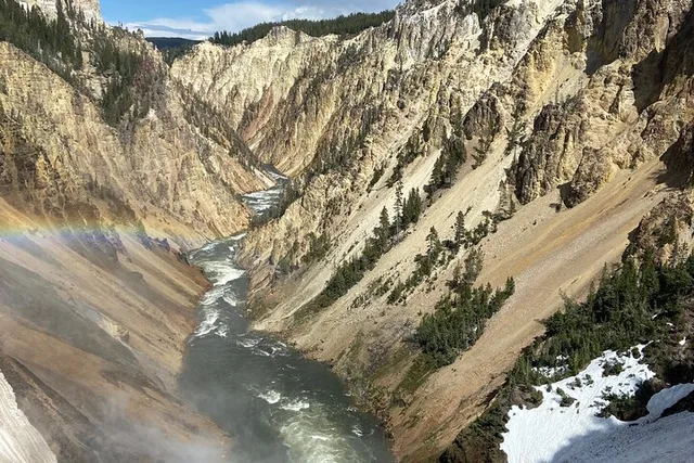 West Yellowstone Wildlife and Geyser Tour - Image 1