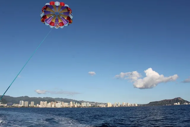 Waikiki Parasailing Adventure - Image 5