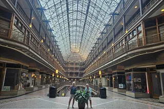 Cleveland City Tour with Pickup