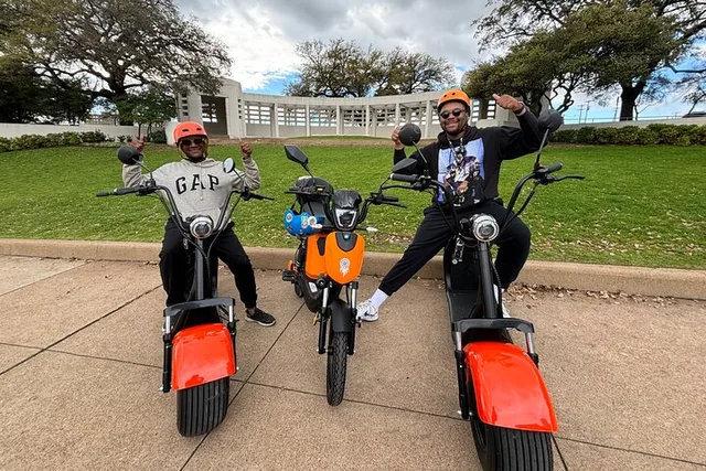 Dallas JFK Assassination E-Bike Tour - Image 5