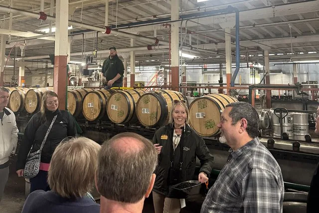 Louisville Bourbon Distillery Tour Full Day - Image 3
