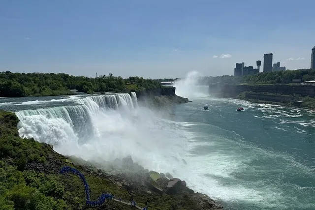 Niagara Falls Tour with Maid of the Mist - Image 2