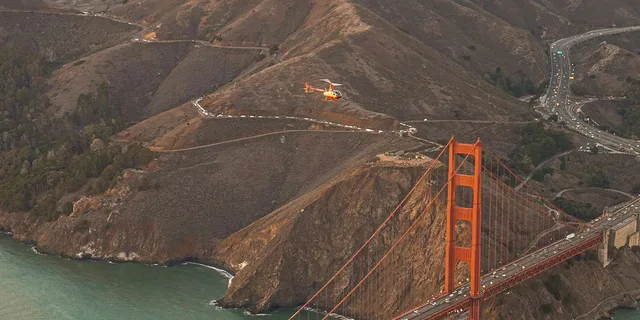 San Francisco Helicopter Tour Over Alcatraz - Image 6