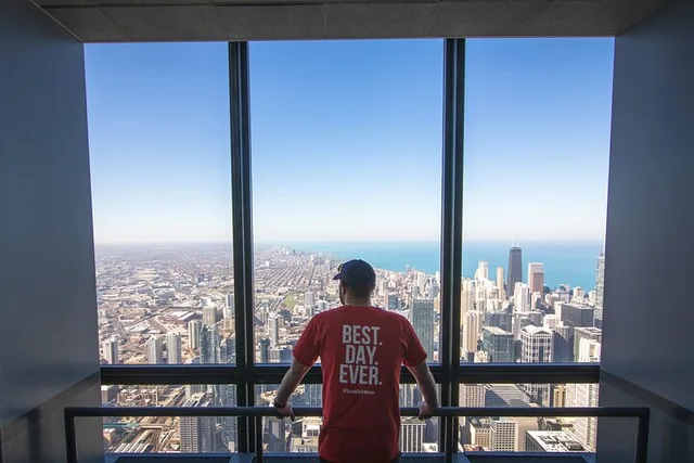 Chicago TV and Movie Locations Walking Tour - Image 4